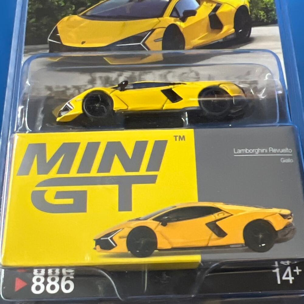Mini GT Lamborghini Revuelto Giallo Yellow 1:64 Diecast #886 Supercar Collector